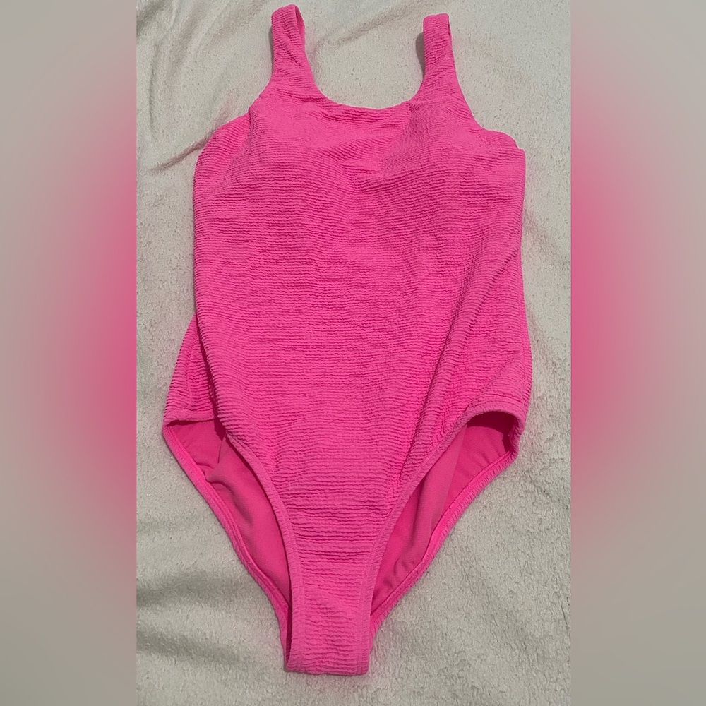 Women’s pink one piece swimsuit